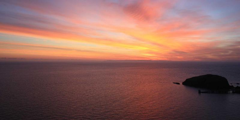 柬埔寨金边历史之旅：从S21监狱到独立纪念碑的沉重与希望 | Travel Tips & Ground Services指南